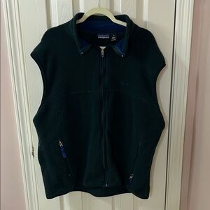 Patagonia Dark Green Fleece Vest